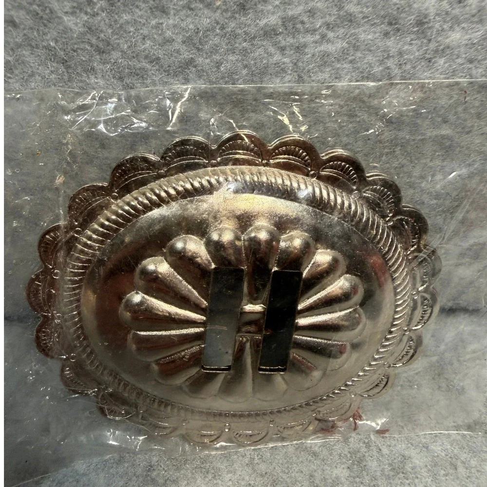 Vintage Silver Tone Belt Buckle Blank Oval Western Craft DIY NOS‎ Scalloped Edge